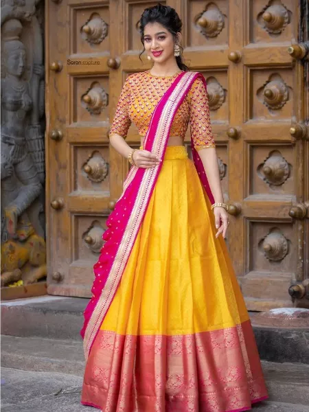 ATTRACTIVE HALF-SAREE DRAPING WITH LEHENGA|HALF SAREE & LEHENGA STYLE|HINDI  Step by Step | ATTRACTIVE HALF-SAREE DRAPING WITH LEHENGA|HALF SAREE &  LEHENGA STYLE|HINDI Step by Step Hii beauties, This is khushboo singh, aap