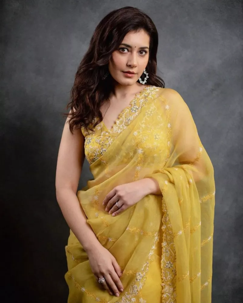 Rashi Khanna Saree in Yellow Organza With Thread Embroidery South ...