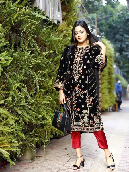 Winter Season Stylish Velvet Cording Sequence Embroidery Work Pakistani Suit With Pant