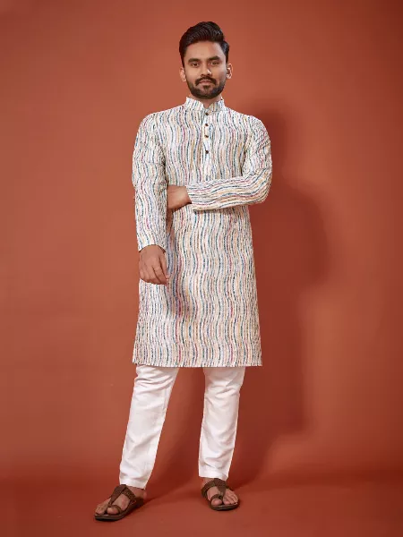 Mens Traditional Kurta With Pyjama in Cotton With Lucknowi Work and Print