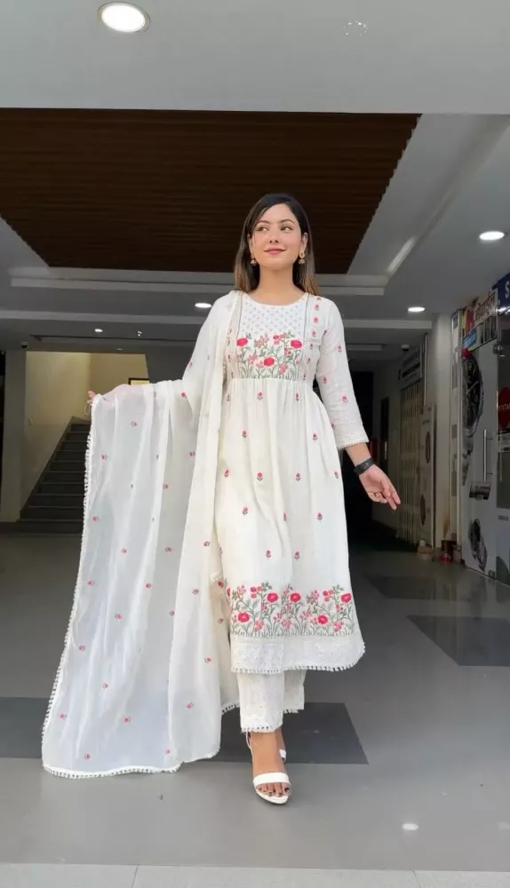 Jaipuri Cotton Nyra Cut Kurti with Pant