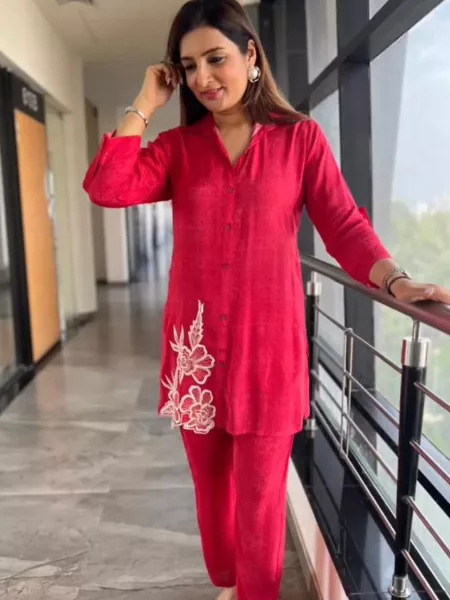 Pink Color Cotton Women's Shirt Pant Set With Embroidery Cut Work