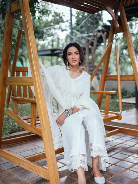 Bollywood Salwar Suit of Jasmin Bhasin in Maslin Silk With Beautiful Embroidery